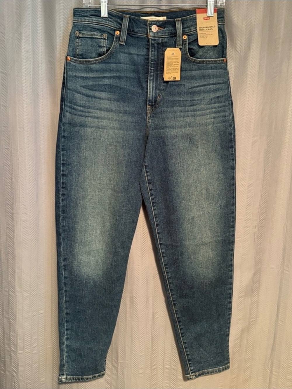 Levi's High Waisted Mom Jean - Dark Blue Denim
